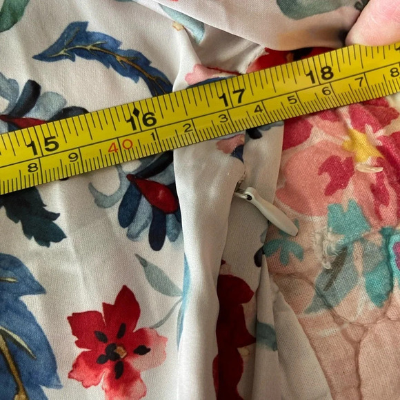 Sachin & Babi Multi Bloom Wrap Blouse Floral Sz 6 - Picture 9 of 13